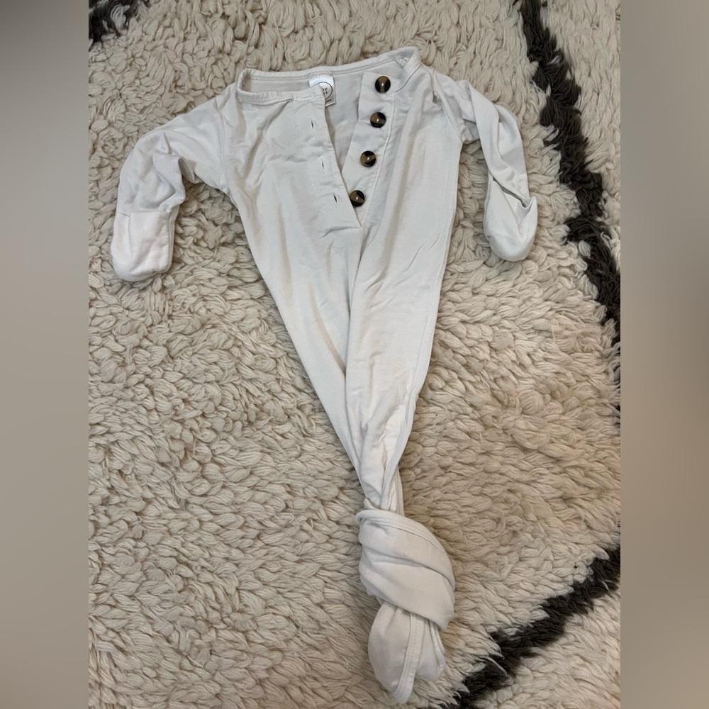 Lou Lou white newborn knotted gown